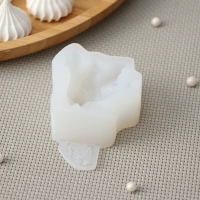 Силиконовая молд «Конфетка дракоша», 3.8×3.8 см, толщина 2.2 см, цвет прозрачный Силиконовая молд «Конфетка дракоша», 3.8×3.8 см, толщина 2.2 см, цвет прозрачный