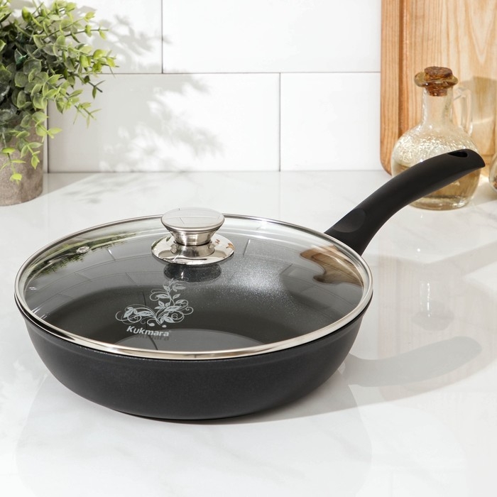 Сковорода &laquo;Традиция&raquo;, d=24 см, пластиковая ручка, стеклянная крышка, антипригарное покрытие, цвет чёрный