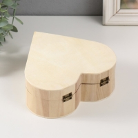 Шкатулка дерево под роспись "Сердце" крышка на магнитах 16х16х6 см Шкатулка дерево под роспись "Сердце" крышка на магнитах 16х16х6 см