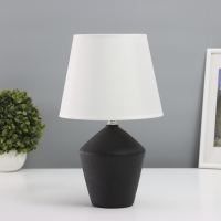 Лампа настольная "Олаф" 1х40Вт Е14 черный 19,5х19,5х35см Лампа настольная "Олаф" 1х40Вт Е14 черный 19,5х19,5х35см