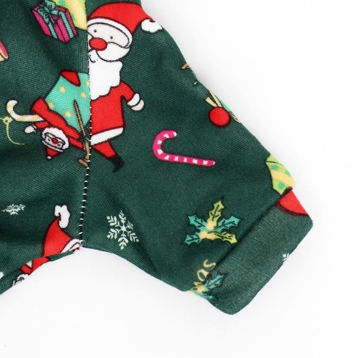 Новый год. Кофта новогодняя для животных Новый год. Кофта новогодняя для животных "Подарки", размер XS, зелёный (ДС 20, ОШ 22, ОГ 30 см)