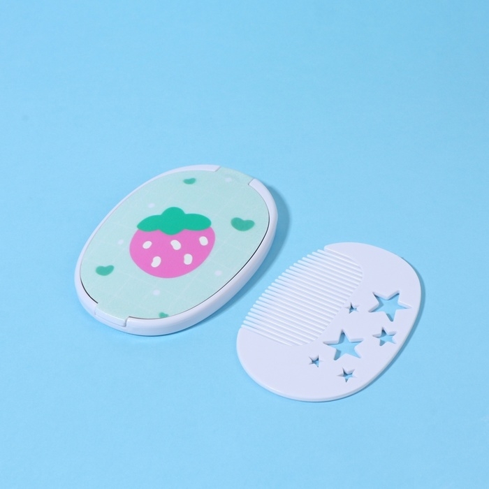 Зеркало складное &laquo;Клубника&raquo;, с расчёской, 6,5 &times; 9,5 см