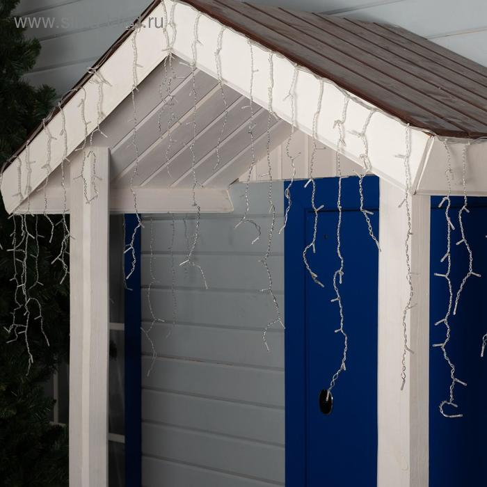 Гирлянда &laquo;Бахрома&raquo; 3 &times; 0.9 м, IP44, УМС, прозрачная нить, 232 LED, свечение жёлтое, 220 В