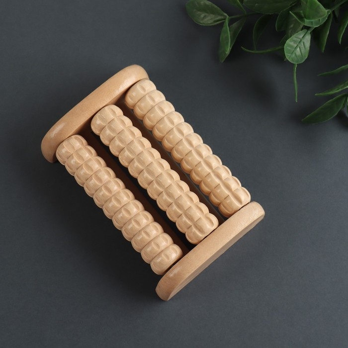Массажёр для ног &laquo;Барабан&raquo;, 3 ролика с шипами, деревянный, 11,5 &times; 7,7 &times; 3,5 см