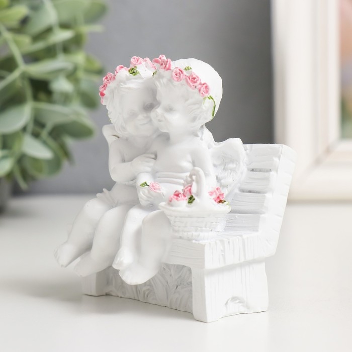 Сувенир Сувенир "2 ангелочка в розовом веночке на скамейке" МИКС 8х7х5 см