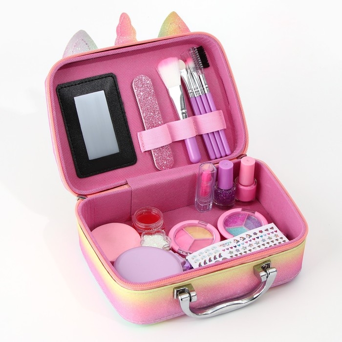 Набор детской косметики в чемодане «Единорожка», тени, резинки для волос, блески для губ, глиттер, украшения, лаки для ногтей, наклейки, пилочка, расчёска, кисти, косметичка Набор детской косметики в чемодане «Единорожка», тени, резинки для волос, блески для губ, глиттер, украшения, лаки для ногтей, наклейки, пилочка, расчёска, кисти, косметичка