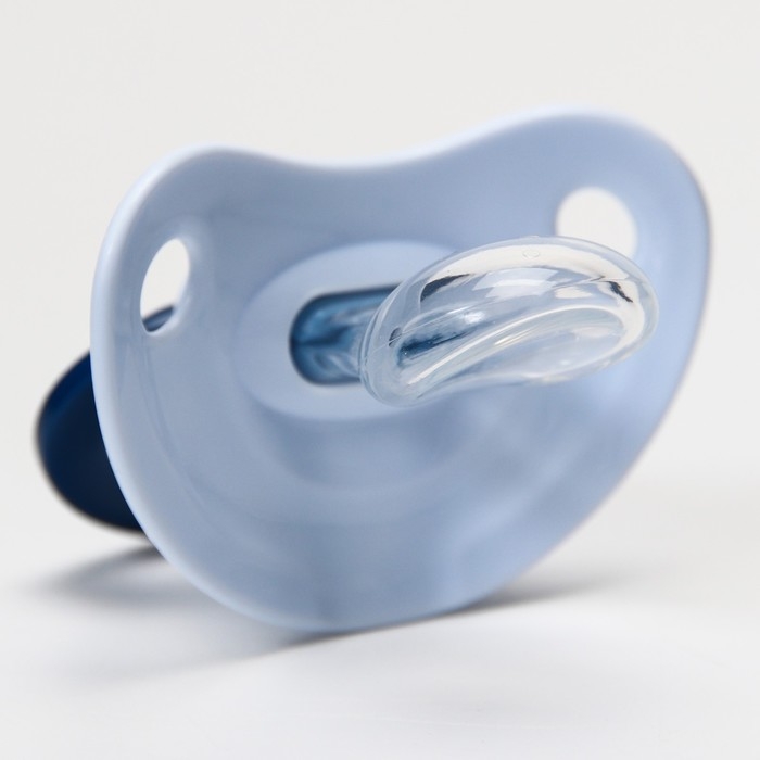 Соска-пустышка ортодонтическая, силикон, от 6 мес., в контейнере &laquo;Трейгольники&raquo;