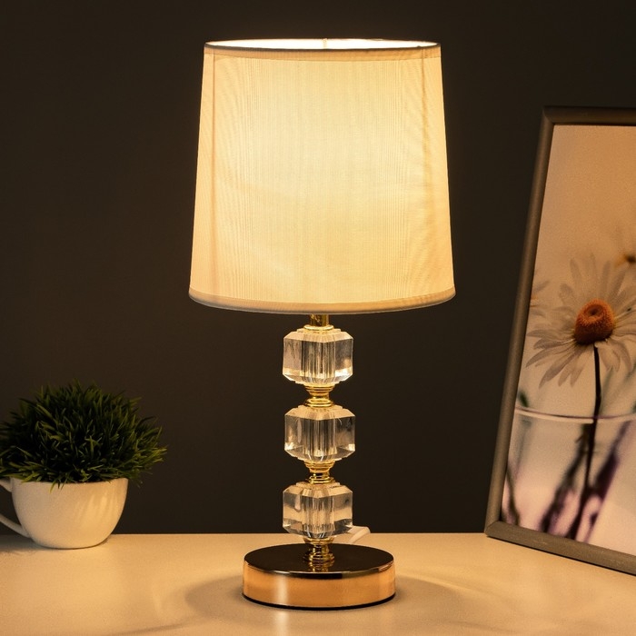 Настольная лампа "Бианка" Е14 40Вт золото 22,5х22,5х36 см RISALUX