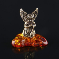 Сувенир "Ангелочек с крыльями", латунь, янтарная смола, 2,6х1,7х1,5 см
