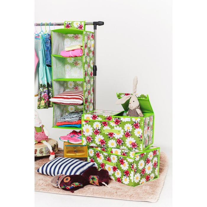 Органайзер подвесной Доляна &laquo;Божьи коровки&raquo;, 4 отделения, 30&times;30&times;80 см, цвет зелёный