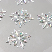 Наклейка пластик стразы на волосы "Цветочная россыпь" серебро 25х13 см