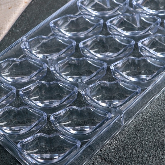 Форма для конфет шоколада KONFINETTA &laquo;Губки&raquo;, 28&times;14 см , 21 ячейка 4,8&times;2,5&times;1,8 см, цвет прозрачный