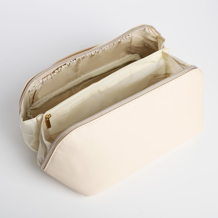 Косметичка на молнии, цвет бежевый Косметичка на молнии, цвет бежевый