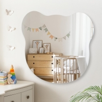 Зеркало настенное "Мишка", 50х56 см, с 1 пластиной Зеркало настенное "Мишка", 50х56 см, с 1 пластиной