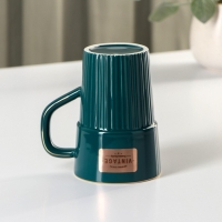 Кружка керамическая с крышкой и ложкой Vintage, 350 мл, цвет изумрудный
