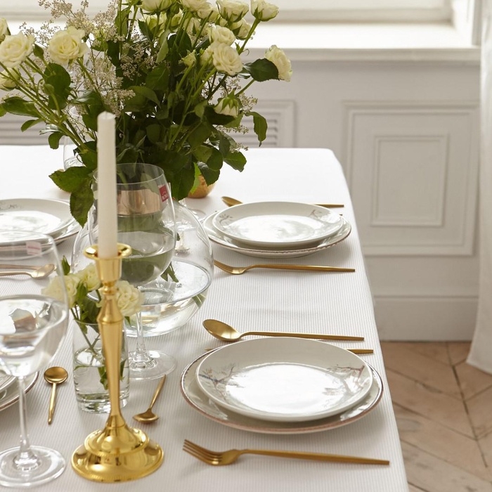 Скатерть "Этель" Lines овал 150*220 +/-3см, цв.белый, пл. 192 г/м2, хл с ВГМО