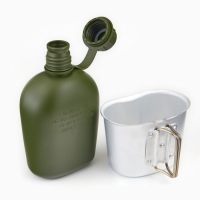 Фляжка армейская походная "Аdventure" 1 л для воды, с котелком, пластик, зелёная, чехол мох Фляжка армейская походная "Аdventure" 1 л для воды, с котелком, пластик, зелёная, чехол мох