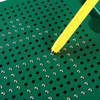 Планшет обучающий &laquo;Магнитное рисование: Ми-ми-мишки&raquo;, 380 отверстий, цвет зелёный