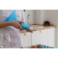 Набор кондитерский, 7 предметов: 2 мешка, 4 насадки d=2,5 см, адаптер Набор кондитерский, 7 предметов: 2 мешка, 4 насадки d=2,5 см, адаптер