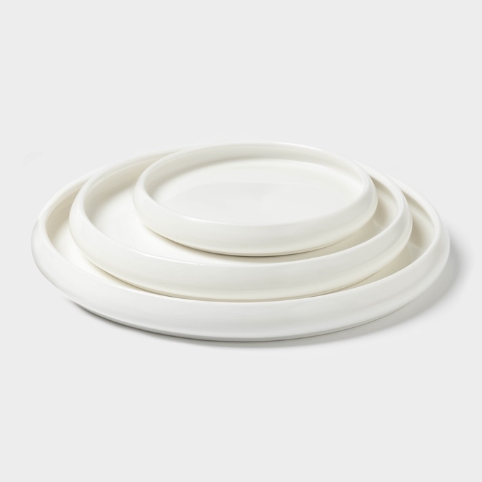 Тарелки Magistro OliveQueen, 3 шт: d=14/19/23 см, фарфор, белые Тарелки Magistro OliveQueen, 3 шт: d=14/19/23 см, фарфор, белые