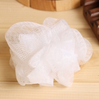 Шампунь и гель для душа "На травах" по 300 мл + мочалка Шампунь и гель для душа "На травах" по 300 мл + мочалка