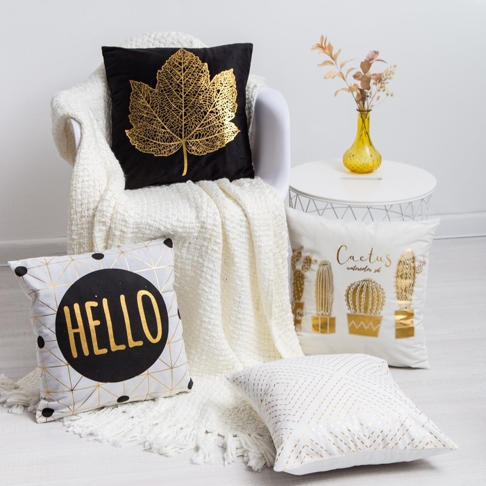 Наволочка декоративная Этель &laquo;Листок&raquo; 42х42 см, велюр