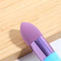 Спонж для макияжа с ручкой «Капля», 10 × 2,5 см, цвет голубой/фиолетовый Спонж для макияжа с ручкой «Капля», 10 × 2,5 см, цвет голубой/фиолетовый
