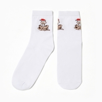 Новый год. Символ года. Змея. Носки мужские "Новогодняя змея", цвет белый, р-р 29 Новый год. Символ года. Змея. Носки мужские "Новогодняя змея", цвет белый, р-р 29