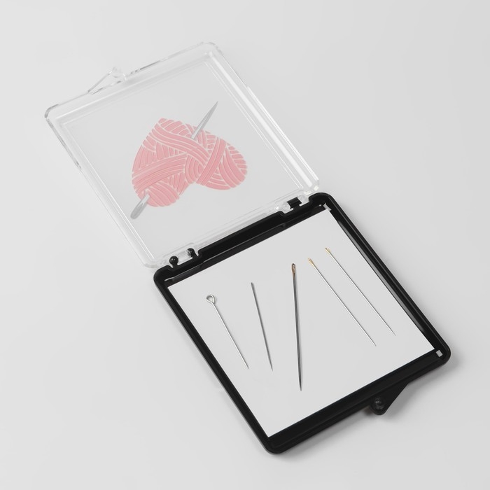 Игольница магнитная &laquo;Сердце&raquo;, с иглами, 7 &times; 8 см, цвет чёрный