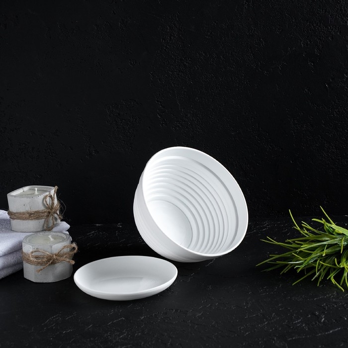 Горшок с подставкой &laquo;Алиса&raquo;, 0,7 л, цвет белый