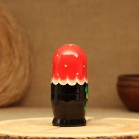 Матрёшка «Земляничка», красный платок, 3 кукольная, 10-12 см Матрёшка «Земляничка», красный платок, 3 кукольная, 10-12 см