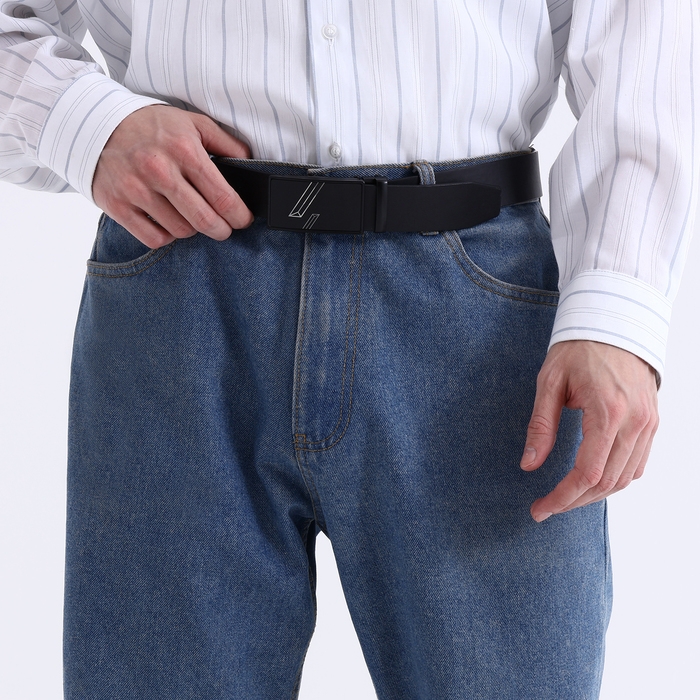 Ремень мужской «Великан», ширина 4 см, автомат, пряжка металл, цвет чёрный Ремень мужской «Великан», ширина 4 см, автомат, пряжка металл, цвет чёрный