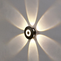 Светильник фасадный &laquo;Искра&raquo;, FSD-053, 8 Вт, 3000К, 6 лучей, IP65, 220 В, пластик, черный