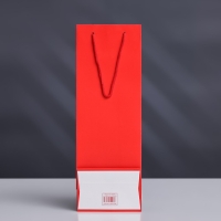 Пакет под бутылку с PVC окном 12,5 × 8,5 × 36 см, красный Пакет под бутылку с PVC окном 12,5 × 8,5 × 36 см, красный