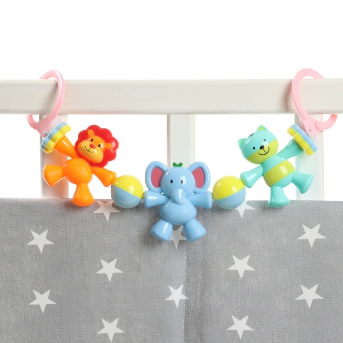 Растяжка на коляску/кроватку «Друзья», 3 игрушки с погремушками, цвет МИКС, Крошка Я Растяжка на коляску/кроватку «Друзья», 3 игрушки с погремушками, цвет МИКС, Крошка Я