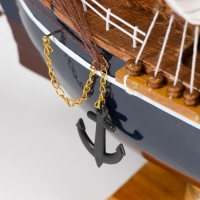 Корабль сувенирный большой &laquo;Трёхмачтовый&raquo;, борта светлое дерево, паруса белые, 59 х 10 х 49 см