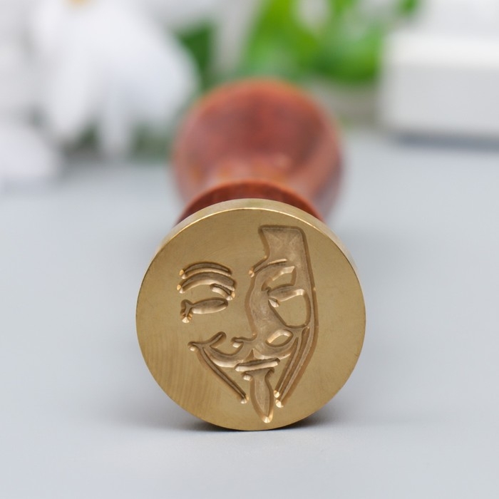 Печать для сургуча с деревянной ручкой "Маска Вендетта" 9х2,5х2,5 см