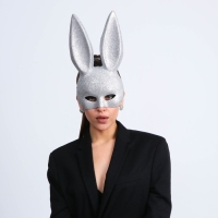 Маска &laquo;Зайка&raquo; серебряная