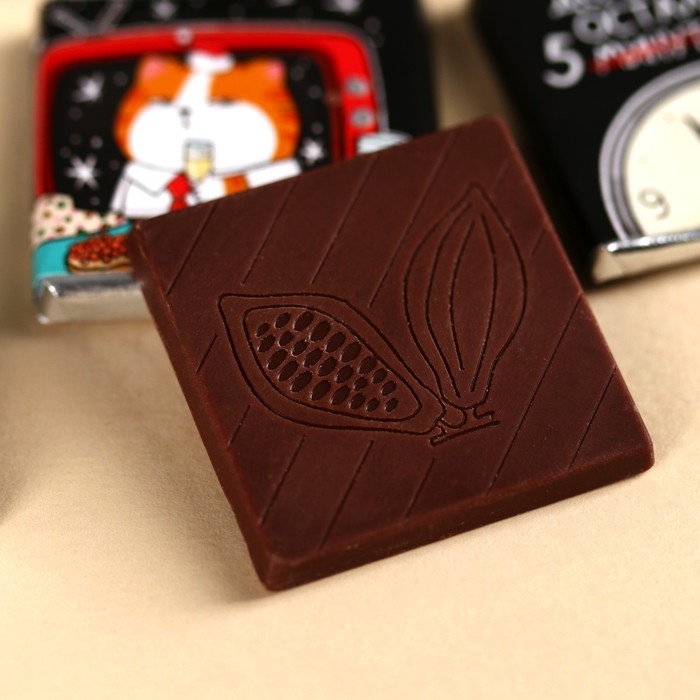 Подарочный набор &laquo;Кот&raquo;: чай ассорти 5,4 г ( 3 шт. х 1,8 г)., молочный шоколад 25 г (5 шт. х 5 г)., открытка