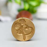 Печать для сургуча с деревянной ручкой "Розы и сердце" 9х2,5х2,5 см Печать для сургуча с деревянной ручкой "Розы и сердце" 9х2,5х2,5 см