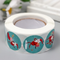 Наклейка бумага "Дедушка Мороз" d=2,5 см 500 шт в рулоне 3х6,5х6,5 см Наклейка бумага "Дедушка Мороз" d=2,5 см 500 шт в рулоне 3х6,5х6,5 см