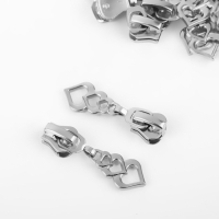 Бегунок автоматический для молнии &laquo;Трактор&raquo;, №5, декоративный &laquo;Сердца&raquo;, 10 шт, цвет никель