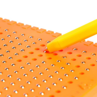 Планшет обучающий &laquo;Магнитное рисование&raquo;, цвет оранжевый, 375 отверстий