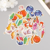 Наклейки для творчества "Новогодние игрушки" тиснение золото набор 48 шт 9х7х0,8 см