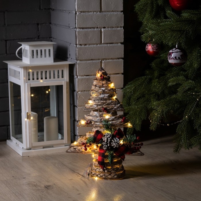 Светодиодная фигура &laquo;Ёлка с шишками&raquo; 31 &times; 40 &times; 9 см, текстиль, металл, батарейки ААх2 (не в комплекте), свечение тёплое белое