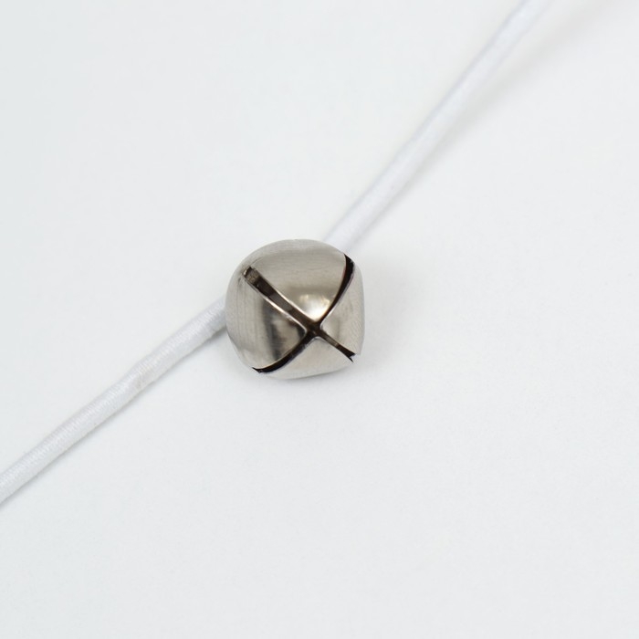 Дразнилка Дразнилка "Сизалевый шар" с перьями и бубенчиком, на деревянной ручке, 40 см, оранжевый шар