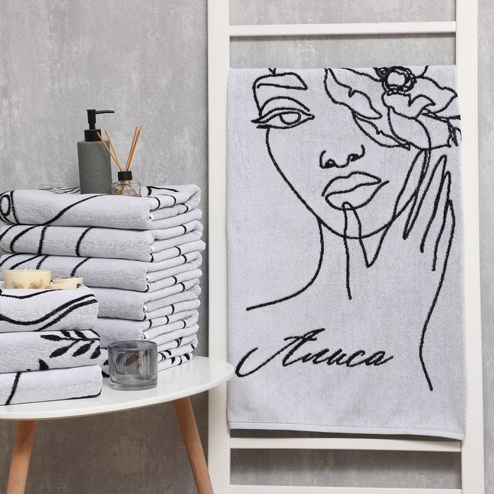 Полотенце именное махровое Этель «Алиса» 70х130см, 100% хлопок, 420гр/м2 Полотенце именное махровое Этель «Алиса» 70х130см, 100% хлопок, 420гр/м2