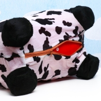 Игрушка - прыгун детская "Коровка" резиновая надувная, 50х27см, в чехле, черно-белая Игрушка - прыгун детская "Коровка" резиновая надувная, 50х27см, в чехле, черно-белая