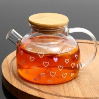 Чайник стеклянный заварочный с бамбуковой крышкой «Сердечки», 600 мл Чайник стеклянный заварочный с бамбуковой крышкой «Сердечки», 600 мл
