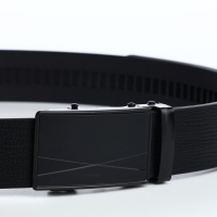 Ремень мужской, ширина 3,5 см, пряжка автомат, цвет чёрный Ремень мужской, ширина 3,5 см, пряжка автомат, цвет чёрный